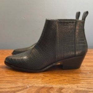 Nordstrom Abound "Cora" Croc Embossed Ankle Bootie, Size 8 VEGAN